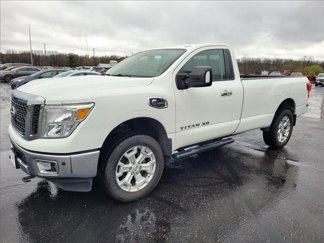 Used 2017 Nissan Titan SV image 1