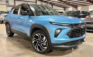 Used 2025 Chevrolet TrailBlazer RS w/ Convenience Package image 1