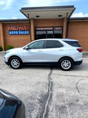 Used 2022 Chevrolet Equinox LT image 1