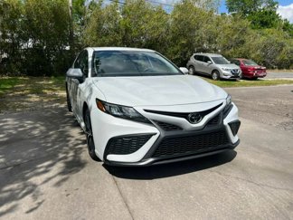 Used 2024 Toyota Camry SE image 1