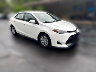 Used 2018 Toyota Corolla LE image 1