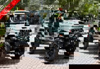 Used 2024 Jeep Wrangler Unlimited Sahara w/ Technology Group image 1