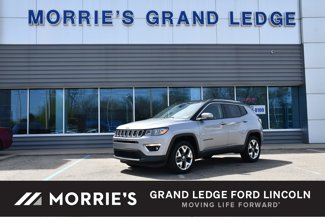 Used 2018 Jeep Compass Limited image 1