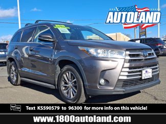 Used 2019 Toyota Highlander XLE image 1