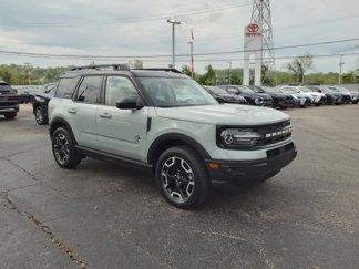 Used 2022 Ford Bronco Sport Outer Banks w/ Tech Package image 1