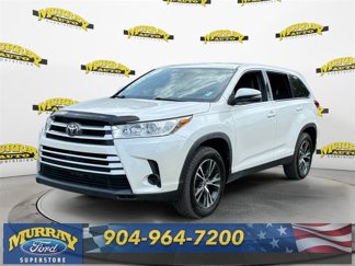 Used 2019 Toyota Highlander LE image 1