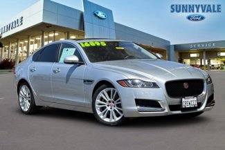 Used 2017 Jaguar XF Prestige image 1
