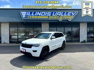 Used 2017 Jeep Grand Cherokee Altitude image 1