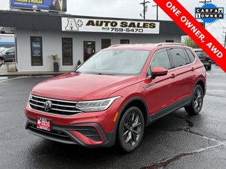 Used 2022 Volkswagen Tiguan SE image 1