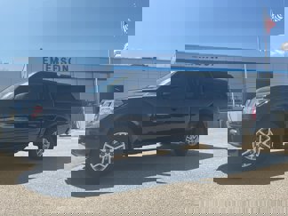 Used 2021 Nissan Frontier SV image 1
