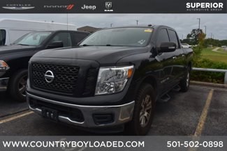 Used 2019 Nissan Titan SV image 1