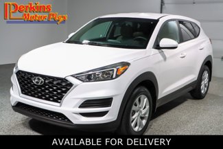 Used 2020 Hyundai Tucson SE image 1