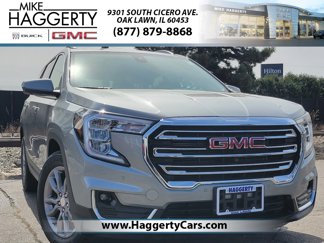 Used 2024 GMC Terrain SLT w/ Tech Package image 1