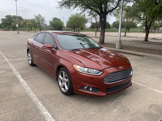 Used 2014 Ford Fusion SE image 1