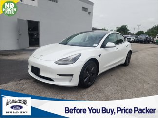 Used 2021 Tesla Model 3 Standard Range Plus image 1