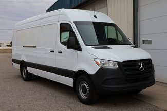 New 2025 Mercedes-Benz Sprinter 2500 image 1
