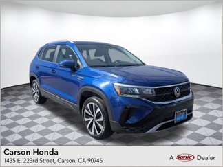Used 2024 Volkswagen Taos SE image 1