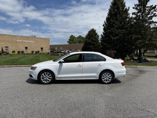 Used 2011 Volkswagen Jetta SE image 1