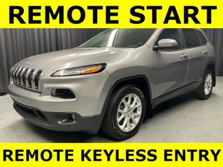 Used 2017 Jeep Cherokee Latitude image 1