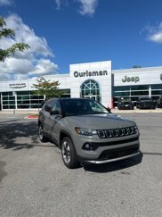 Used 2022 Jeep Compass Limited image 1