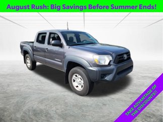 Used 2015 Toyota Tacoma PreRunner image 1