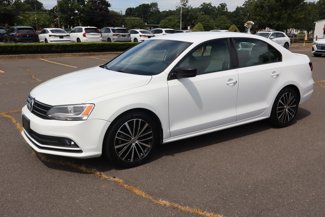Used 2016 Volkswagen Jetta Sport image 1