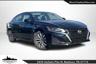Used 2023 Nissan Altima 2.5 SV image 1