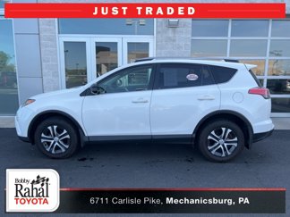 Used 2017 Toyota RAV4 LE image 1