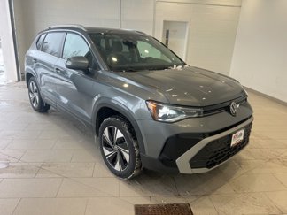 New 2025 Volkswagen Taos SE image 1
