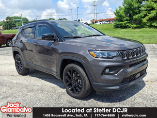 Used 2024 Jeep Compass Latitude w/ Convenience Group image 1