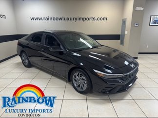 Used 2024 Hyundai Elantra SEL image 1