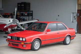 Used 1990 BMW 325i Coupe image 1