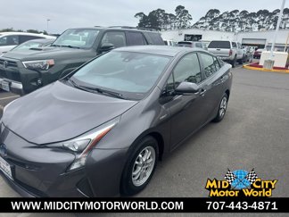 Used 2018 Toyota Prius Two image 1