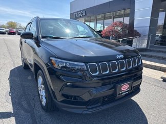 Used 2022 Jeep Compass Latitude w/ Sun and Sound Group image 1
