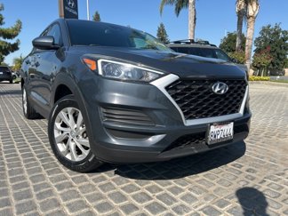 Used 2020 Hyundai Tucson SE image 1