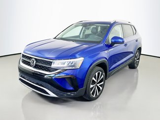 Used 2022 Volkswagen Taos SE w/ Panoramic Sunroof Package image 1