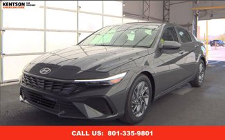 Used 2024 Hyundai Elantra SEL image 1