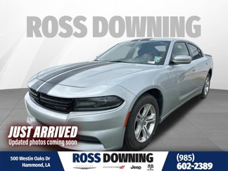Used 2019 Dodge Charger SXT image 1