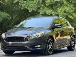 Used 2015 Ford Focus SE w/ SE Sport Package image 1