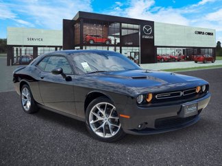 Used 2022 Dodge Challenger SXT w/ Plus Package image 1