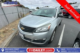 Used 2014 Chevrolet Traverse LS image 1