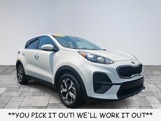 Used 2022 Kia Sportage LX image 1