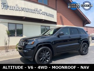 Certified 2022 Jeep Grand Cherokee Laredo X image 1