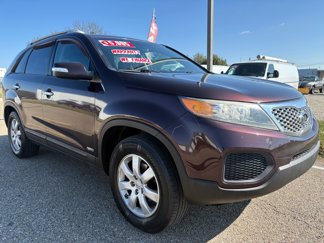 Used 2012 Kia Sorento LX w/ Third Row Pkg image 1