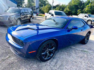 Used 2020 Dodge Challenger SXT w/ Blacktop Package image 1