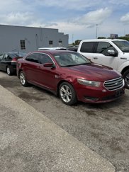 Used 2014 Ford Taurus SEL image 1