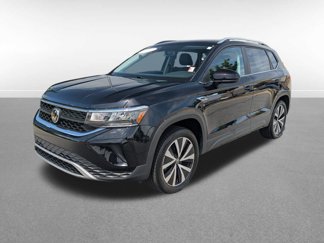 Used 2022 Volkswagen Taos SE image 1
