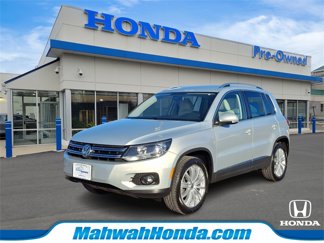 Used 2014 Volkswagen Tiguan SE image 1