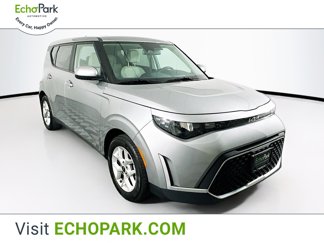 Used 2023 Kia Soul LX w/ LX Technology Package image 1