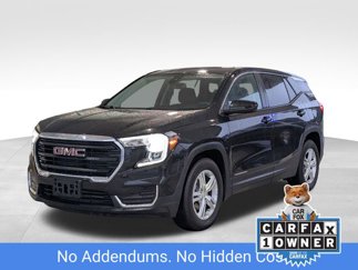 Used 2024 GMC Terrain SLE image 1